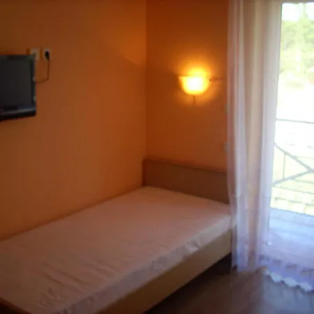 Bed & Breakfast Vila Raj