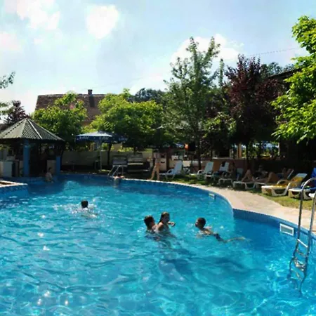 Raj ベッド・アンド・ブレックファスト Vrnjačka Banja